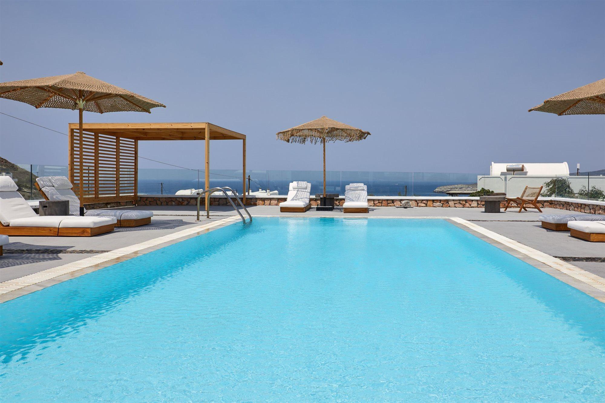 Symmetry Suites Akrotiri  Exterior photo